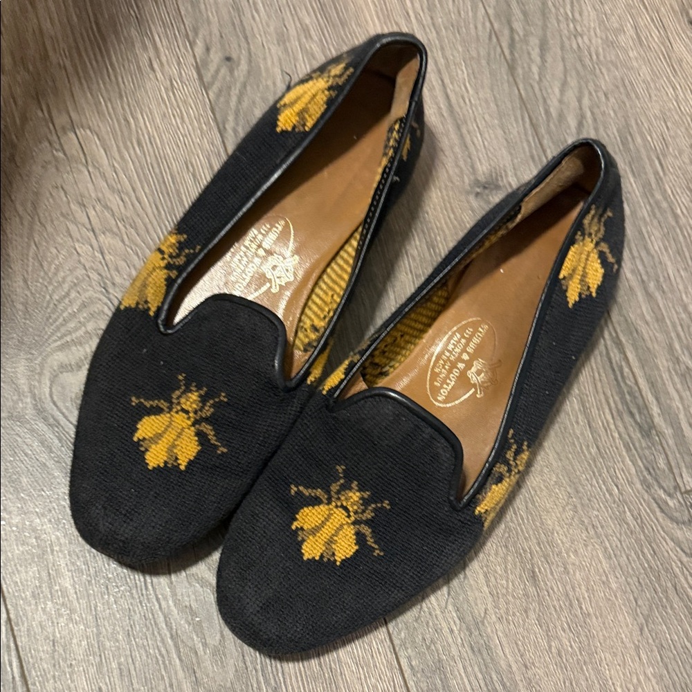 Stubbs & Wootton Black Needlepoint Bee Loafers with Yellow Bee Motif